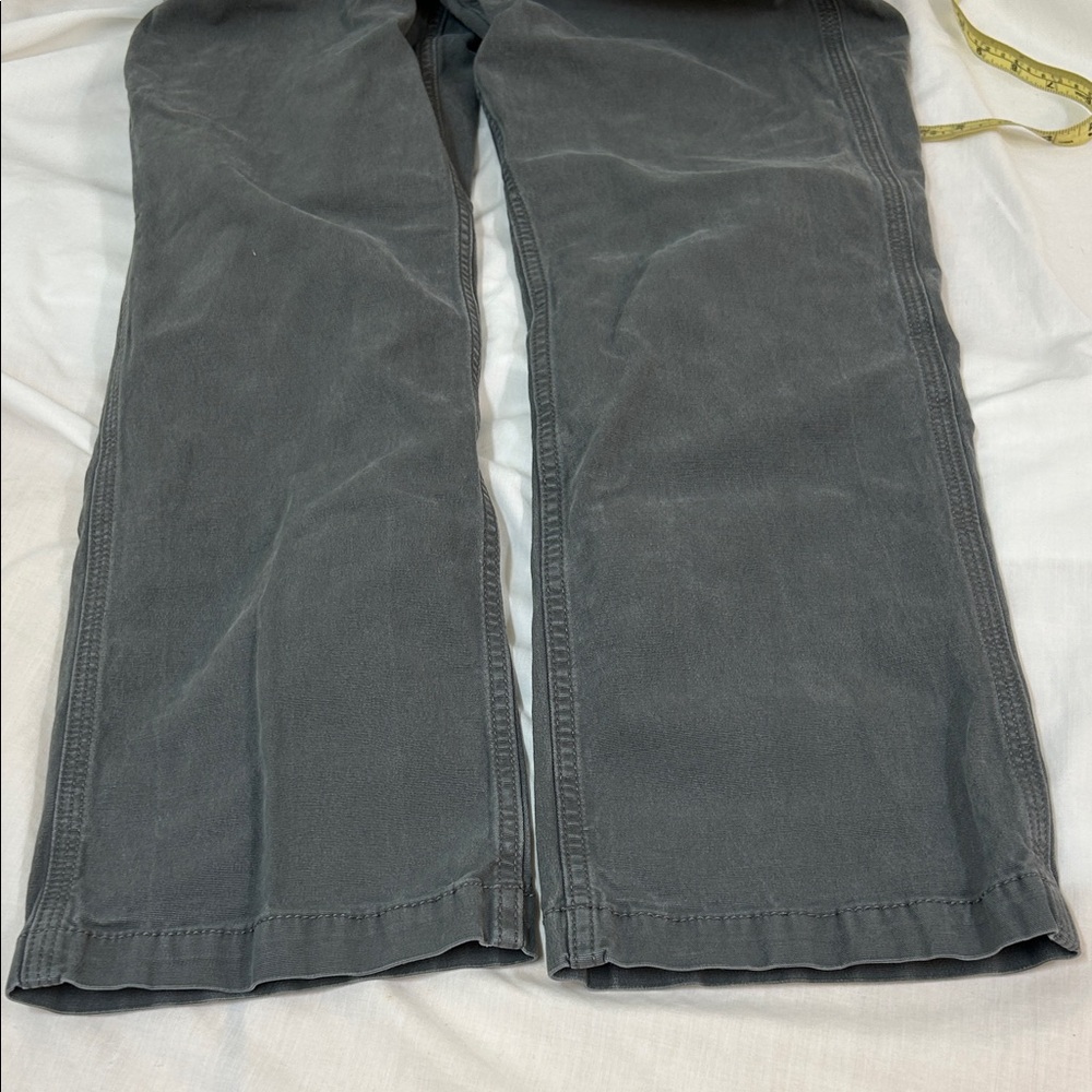 Carhartt Gray Relaxed Fit Jeans Size 32 x 30 - Picture 11 of 11